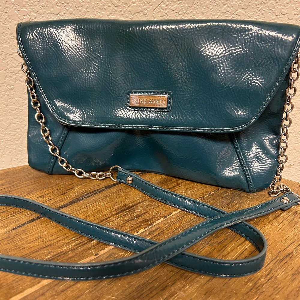 Nine West turquoise/teal Crossbody/Clutch